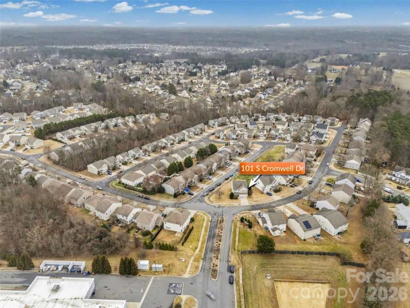 101 Cromwell Drive, Mooresville, NC 28115.  MLS# CAR4337034, YatesRealty ID 16355. 