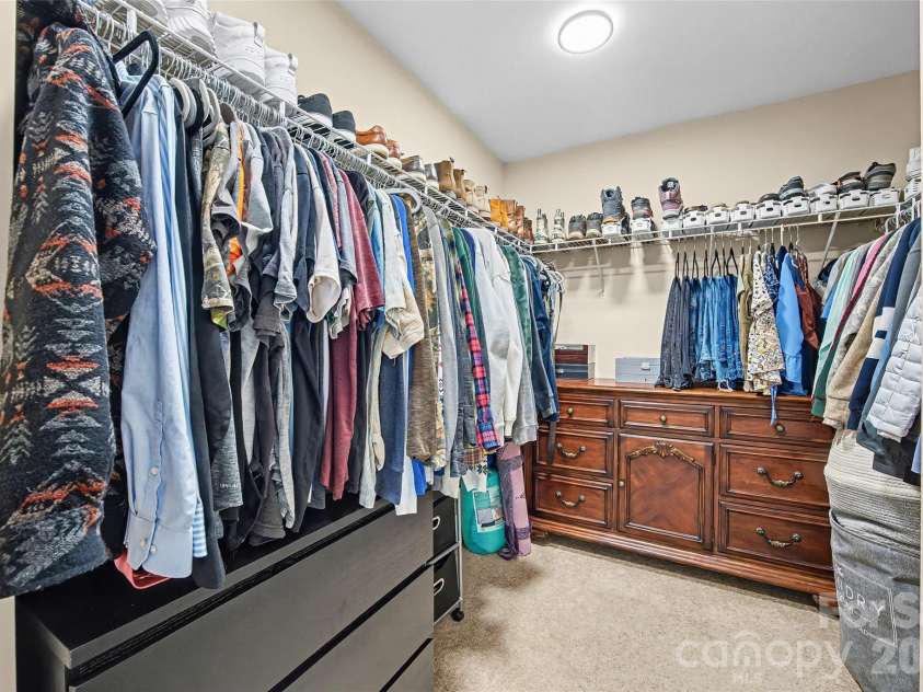 101 Cromwell Drive, Mooresville, NC 28115.  MLS# CAR4337034, YatesRealty ID 16355. Primary Closet