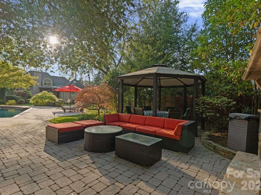 4501 Oglukian Road, Charlotte, NC 28226.  MLS# CAR4354683, YatesRealty ID 16356. Fireplace Lounge & Gazebo