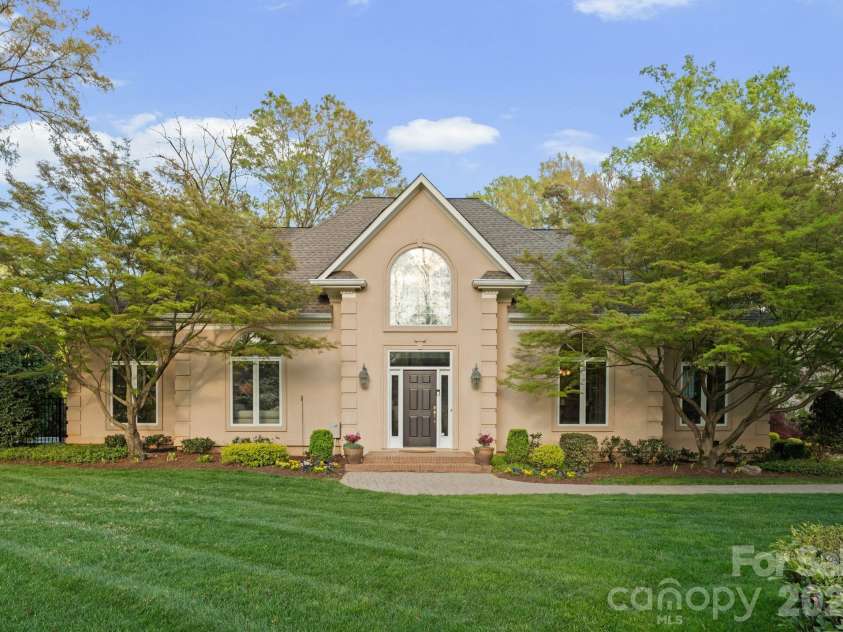 4501 Oglukian Road, Charlotte, NC 28226.  MLS# CAR4354683, YatesRealty ID 16356. Front Exterior