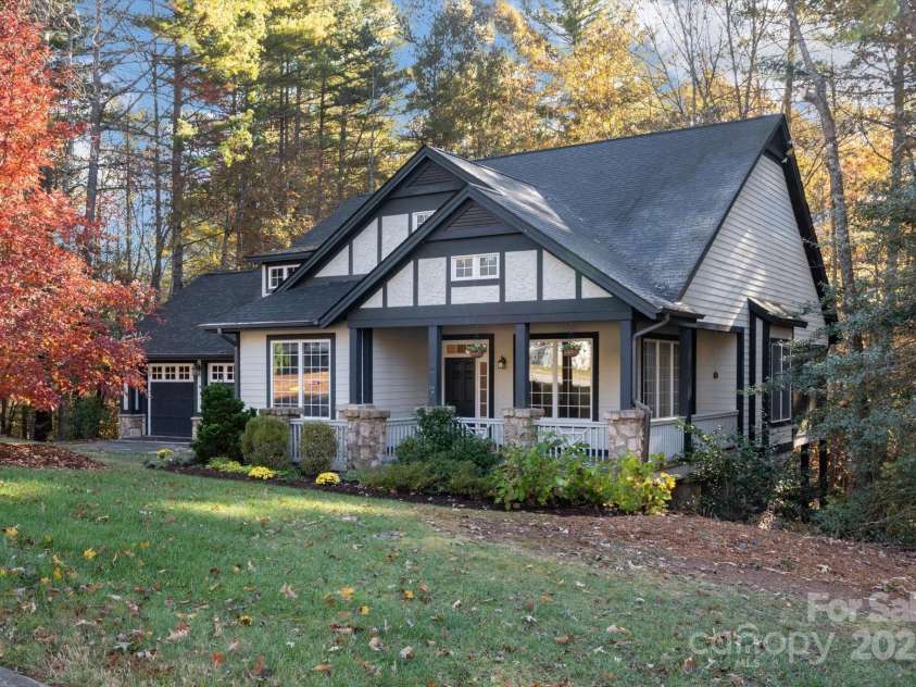 186 Camptown Road, Brevard, NC 28712.  MLS# CAR4316525, YatesRealty ID 16357. 