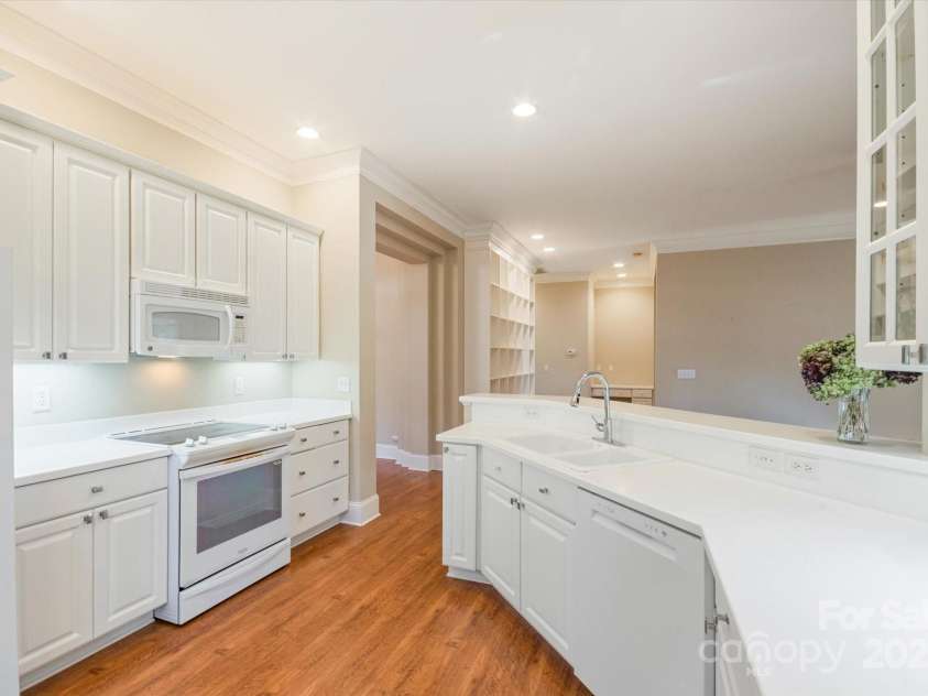 186 Camptown Road, Brevard, NC 28712.  MLS# CAR4316525, YatesRealty ID 16357. 