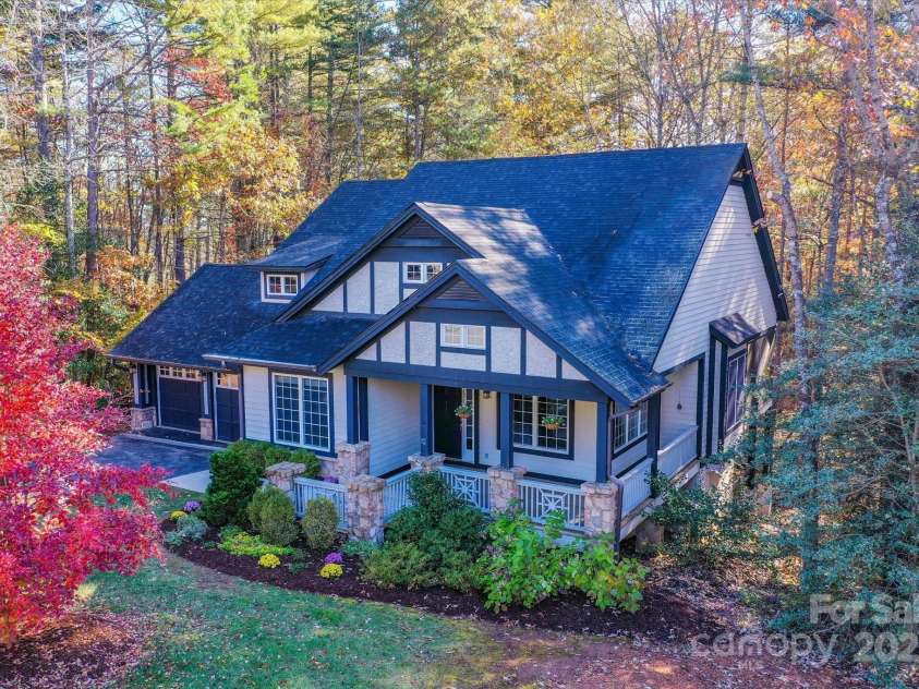 186 Camptown Road, Brevard, NC 28712.  MLS# CAR4316525, YatesRealty ID 16357. 