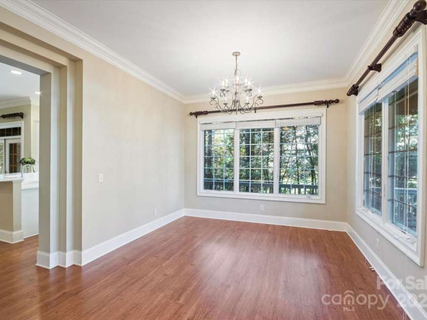186 Camptown Road, Brevard, NC 28712.  MLS# CAR4316525, YatesRealty ID 16357. Archway to Great Room