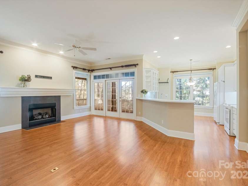 186 Camptown Road, Brevard, NC 28712.  MLS# CAR4316525, YatesRealty ID 16357. Open Floor Plan