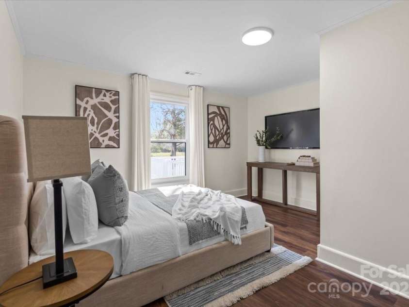 2609 Lowell Road, Gastonia, NC 28054.  MLS# CAR4249733, YatesRealty ID 16358. Master bedroom