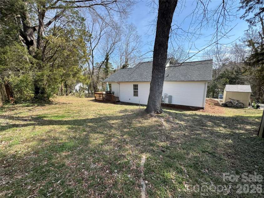 345 Dellwood Court, Concord, NC 28025.  MLS# CAR4368785, YatesRealty ID 16358. Backyard