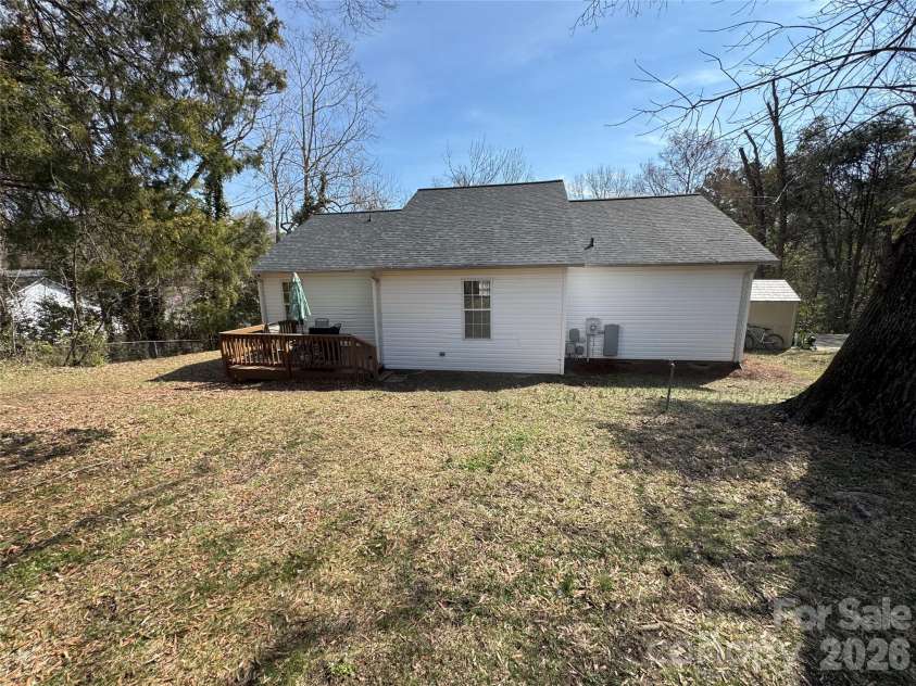345 Dellwood Court, Concord, NC 28025.  MLS# CAR4368785, YatesRealty ID 16358. Backyard