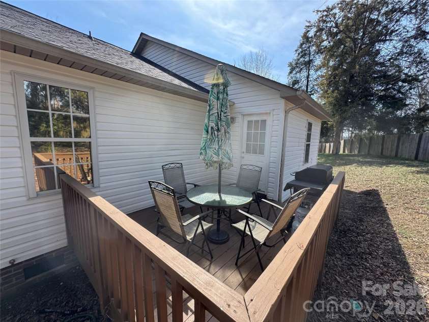 345 Dellwood Court, Concord, NC 28025.  MLS# CAR4368785, YatesRealty ID 16358. Deck