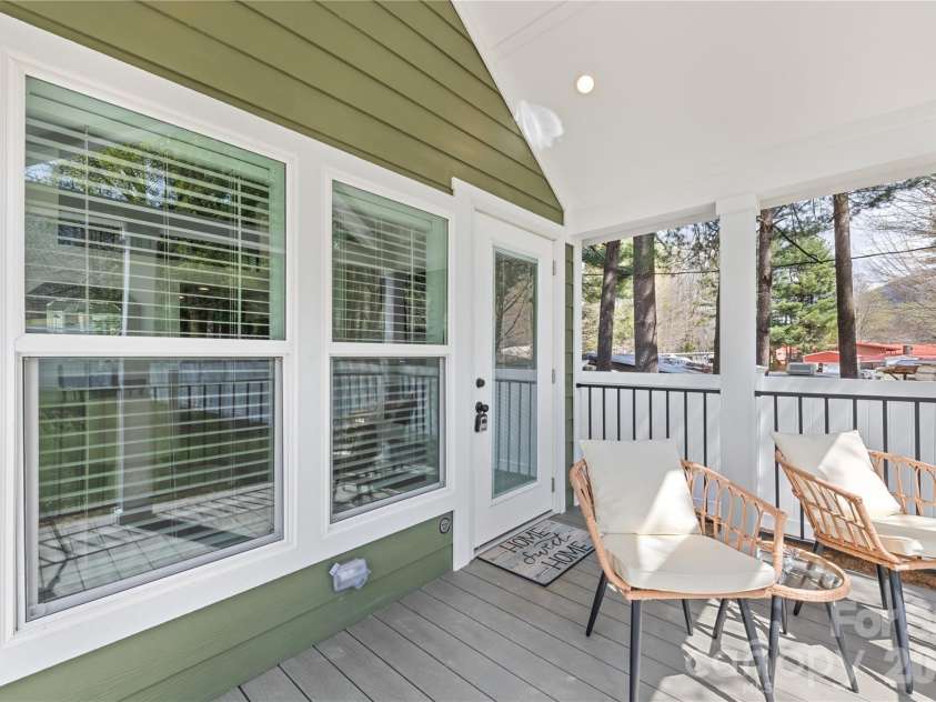 79 Getaway Lane, Maggie Valley, NC 28751.  MLS# CAR4370399, YatesRealty ID 16359. 