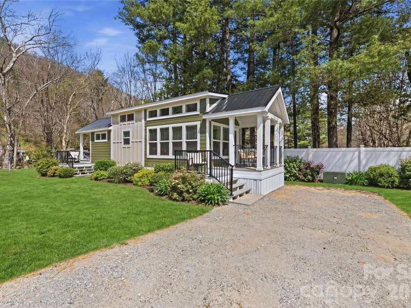 79 Getaway Lane, Maggie Valley, NC 28751.  MLS# CAR4370399, YatesRealty ID 16359. Virtual and to be Landscaping