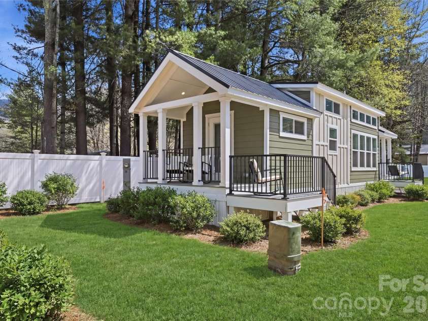 79 Getaway Lane, Maggie Valley, NC 28751.  MLS# CAR4370399, YatesRealty ID 16359. Virtual and to be Landscaping