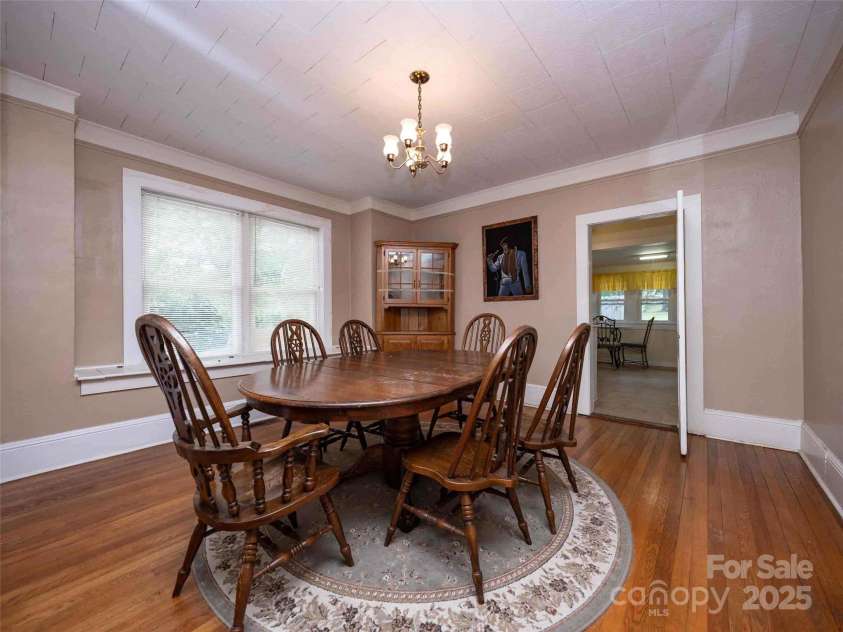 103 King Street, East Flat Rock, NC 28726.  MLS# CAR4229191, YatesRealty ID 1636. 