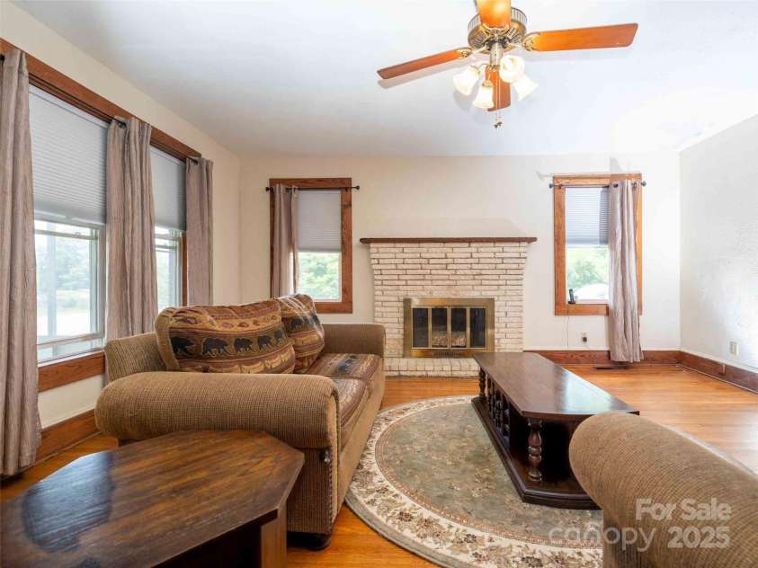 103 King Street, East Flat Rock, NC 28726.  MLS# CAR4229191, YatesRealty ID 1636. 