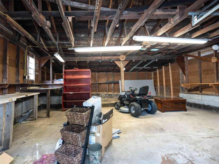 103 King Street, East Flat Rock, NC 28726.  MLS# CAR4229191, YatesRealty ID 1636. 