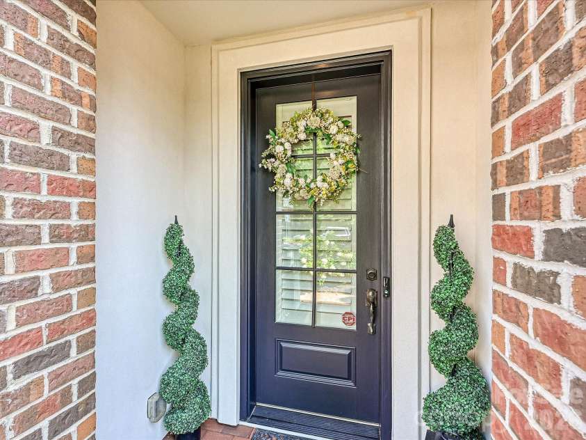 4022 City Homes Place, Charlotte, NC 28209.  MLS# CAR4345383, YatesRealty ID 1636. 