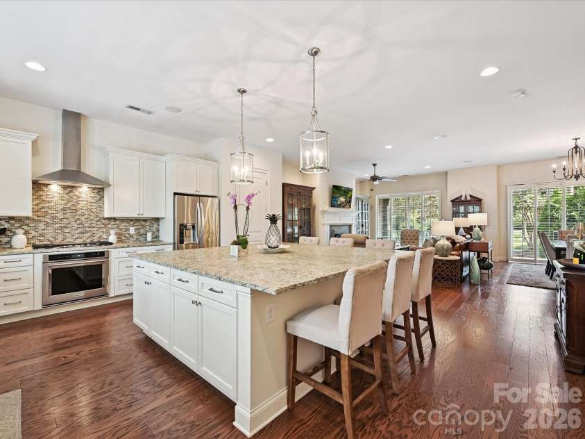 4022 City Homes Place, Charlotte, NC 28209.  MLS# CAR4345383, YatesRealty ID 1636. 