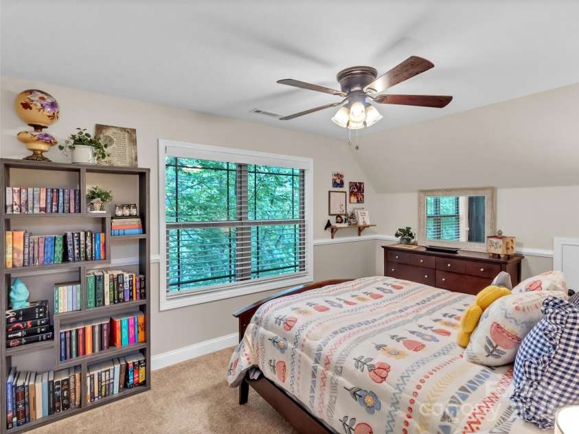 4823 Max Patch Road, Clyde, NC 28721.  MLS# CAR4296114, YatesRealty ID 1636. 