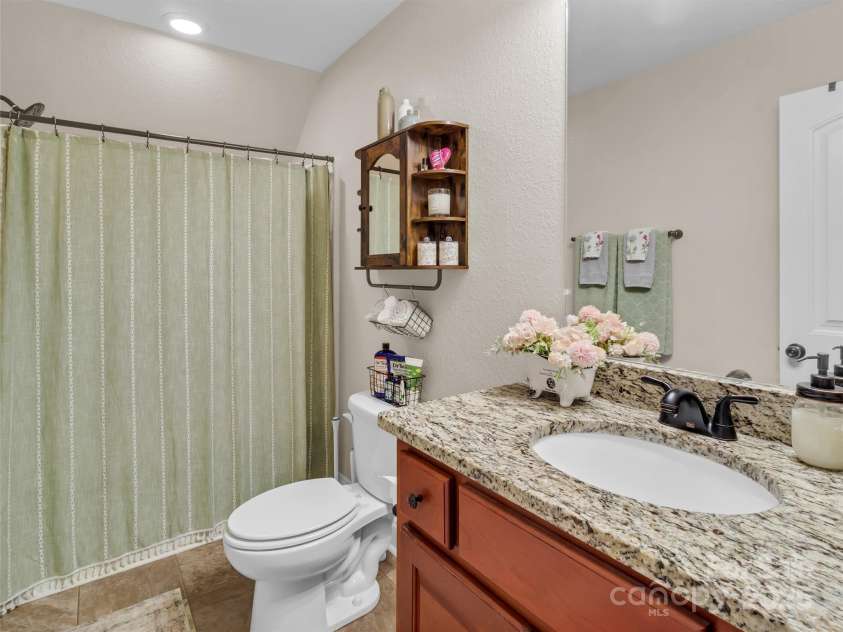 4823 Max Patch Road, Clyde, NC 28721.  MLS# CAR4296114, YatesRealty ID 1636. 