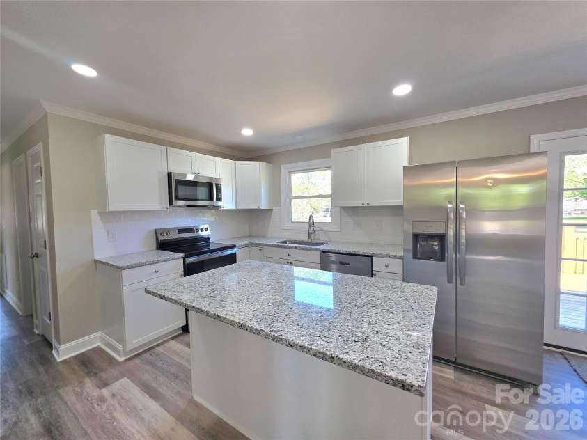 104 Lou Drive, Gastonia, NC 28052.  MLS# CAR4364630, YatesRealty ID 16360. 
