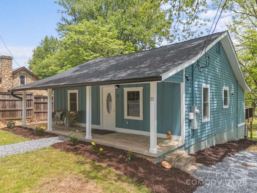 11 Mountain View Annex, Old Fort, NC 28762.  MLS# CAR4256949, YatesRealty ID 16361. 