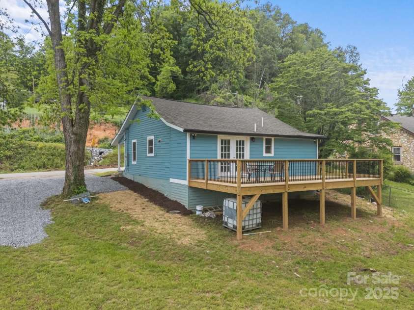 11 Mountain View Annex, Old Fort, NC 28762.  MLS# CAR4256949, YatesRealty ID 16361. 