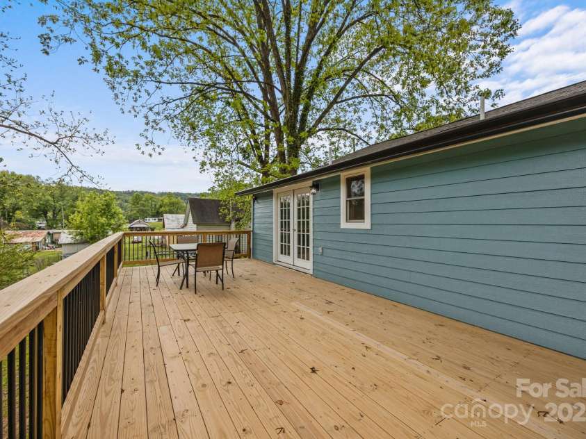 11 Mountain View Annex, Old Fort, NC 28762.  MLS# CAR4256949, YatesRealty ID 16361. 