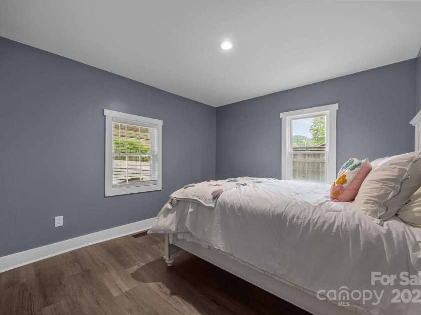 11 Mountain View Annex, Old Fort, NC 28762.  MLS# CAR4256949, YatesRealty ID 16361. 