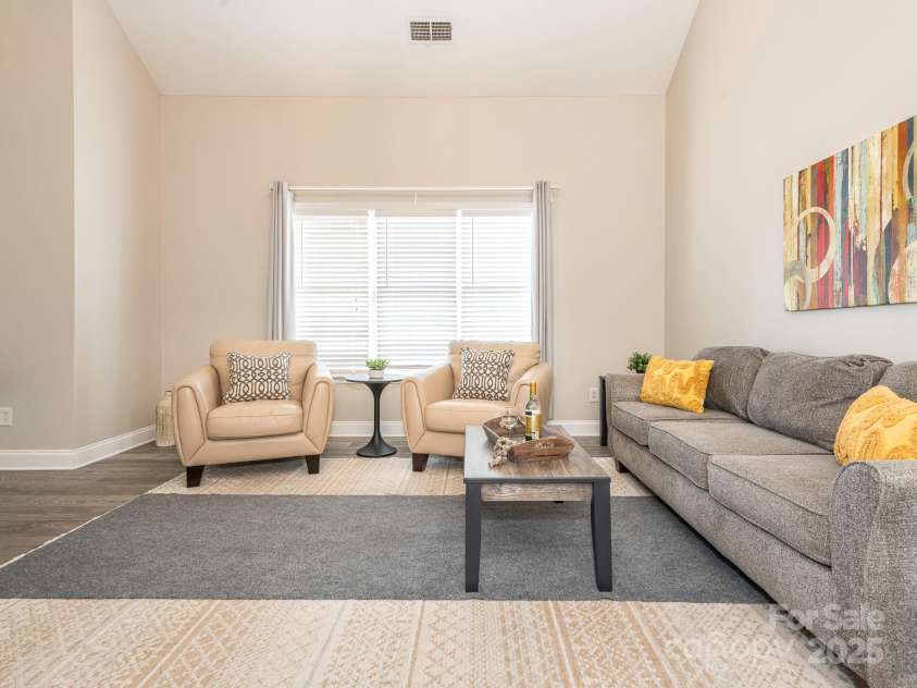 2706 Stagbuck Drive, Gastonia, NC 28052.  MLS# CAR4259195, YatesRealty ID 16362. 