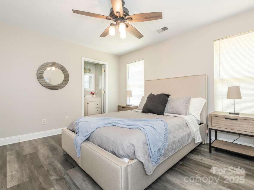 2706 Stagbuck Drive, Gastonia, NC 28052.  MLS# CAR4259195, YatesRealty ID 16362. 