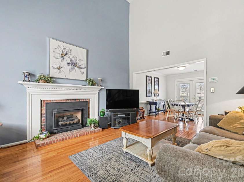 3110 Ivy Creek Road, Gastonia, NC 28056.  MLS# CAR4353331, YatesRealty ID 16362. 