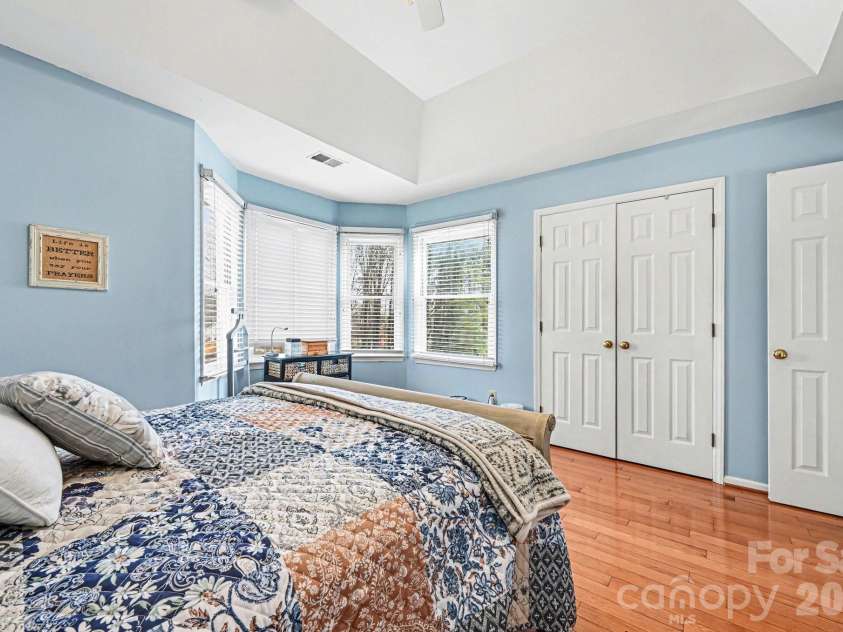 3110 Ivy Creek Road, Gastonia, NC 28056.  MLS# CAR4353331, YatesRealty ID 16362. 