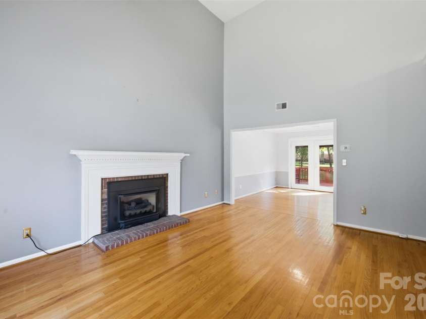 3110 Ivy Creek Road, Gastonia, NC 28056.  MLS# CAR4411311, YatesRealty ID 16362. 