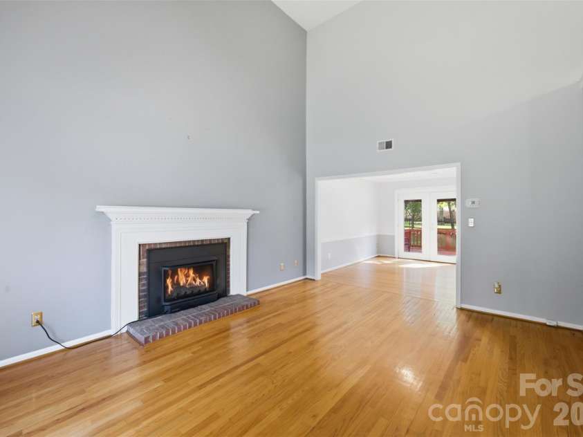3110 Ivy Creek Road, Gastonia, NC 28056.  MLS# CAR4411311, YatesRealty ID 16362. 