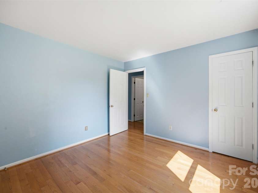 3110 Ivy Creek Road, Gastonia, NC 28056.  MLS# CAR4411311, YatesRealty ID 16362. 