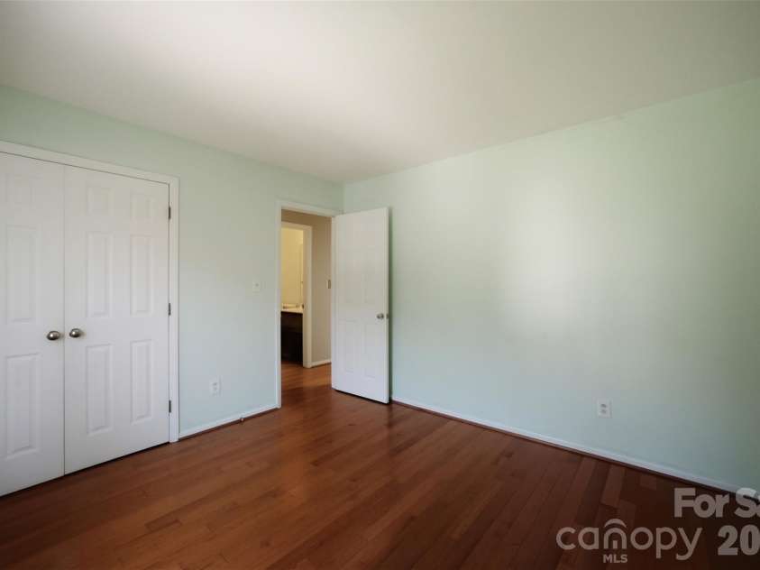 3110 Ivy Creek Road, Gastonia, NC 28056.  MLS# CAR4411311, YatesRealty ID 16362. 