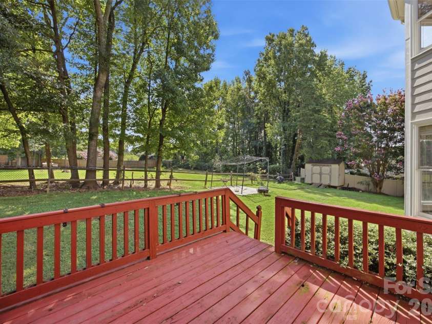 3110 Ivy Creek Road, Gastonia, NC 28056.  MLS# CAR4411311, YatesRealty ID 16362. 