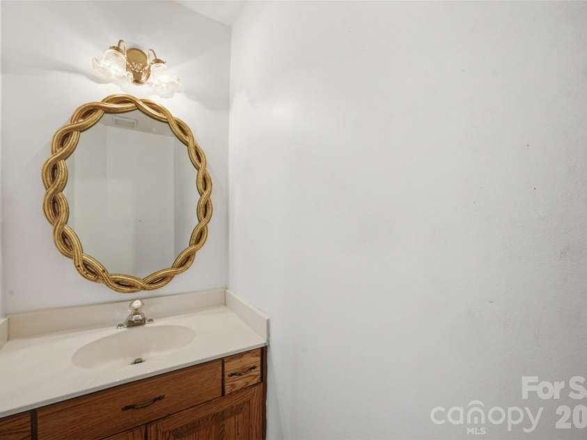 3110 Ivy Creek Road, Gastonia, NC 28056.  MLS# CAR4411311, YatesRealty ID 16362. Half Bath Downstairs