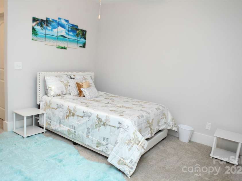 1727 grace Lane, Charlotte, NC 28262.  MLS# CAR4256496, YatesRealty ID 16363. 