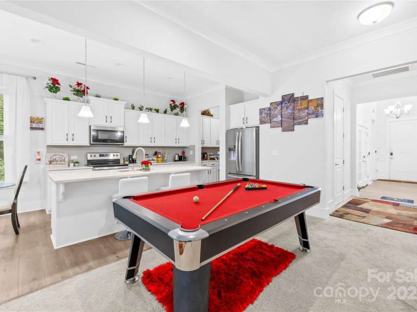 1727 grace Lane, Charlotte, NC 28262.  MLS# CAR4256496, YatesRealty ID 16363. 