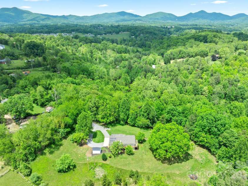 9 Mikayla Lane, Candler, NC 28715.  MLS# CAR4242075, YatesRealty ID 16364. Dreamy property