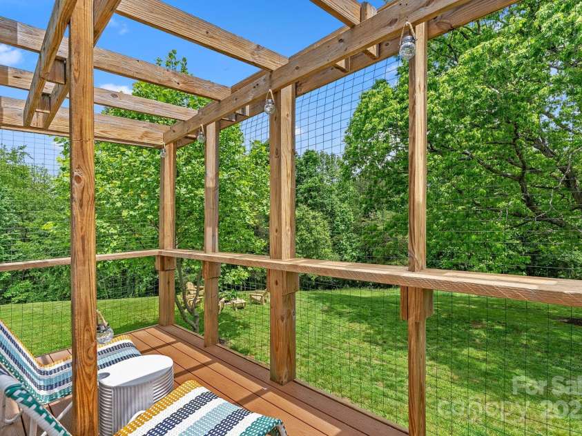 9 Mikayla Lane, Candler, NC 28715.  MLS# CAR4242075, YatesRealty ID 16364. Ensuite views