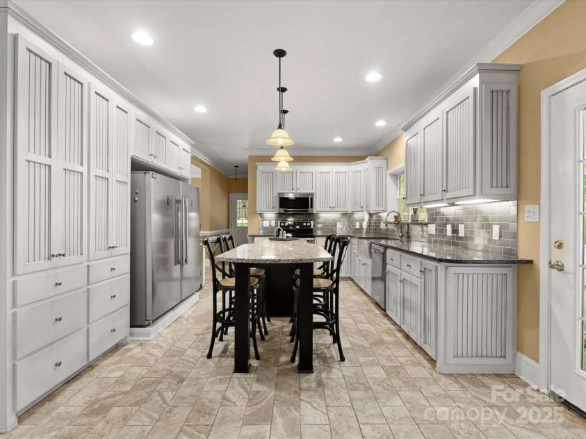 1010 Arabian Farm Road, Clover, SC 29710.  MLS# CAR4261171, YatesRealty ID 16365. 