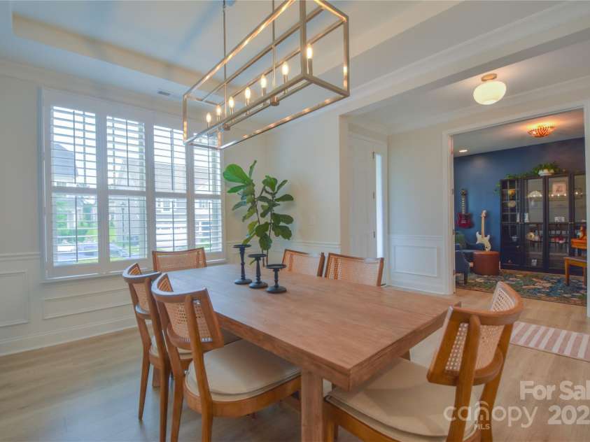 15216 Shallow Ridge Road, Charlotte, NC 28278.  MLS# CAR4264476, YatesRealty ID 16366. 
