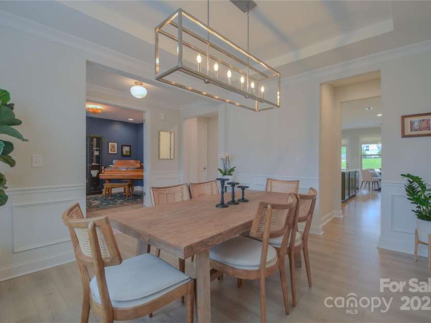 15216 Shallow Ridge Road, Charlotte, NC 28278.  MLS# CAR4264476, YatesRealty ID 16366. 
