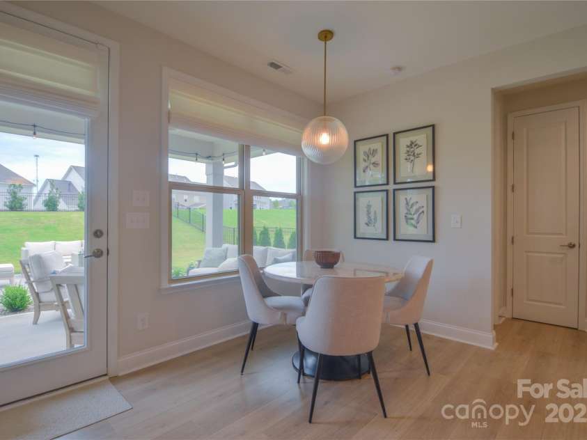 15216 Shallow Ridge Road, Charlotte, NC 28278.  MLS# CAR4264476, YatesRealty ID 16366. 