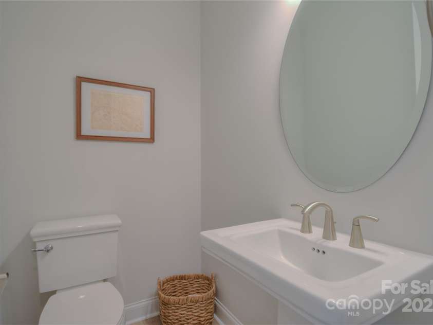 15216 Shallow Ridge Road, Charlotte, NC 28278.  MLS# CAR4264476, YatesRealty ID 16366. 