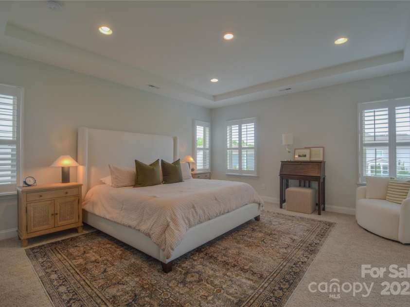 15216 Shallow Ridge Road, Charlotte, NC 28278.  MLS# CAR4264476, YatesRealty ID 16366. 