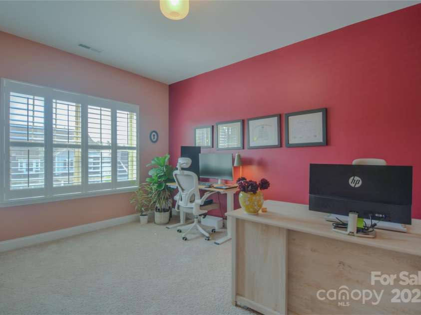 15216 Shallow Ridge Road, Charlotte, NC 28278.  MLS# CAR4264476, YatesRealty ID 16366. 