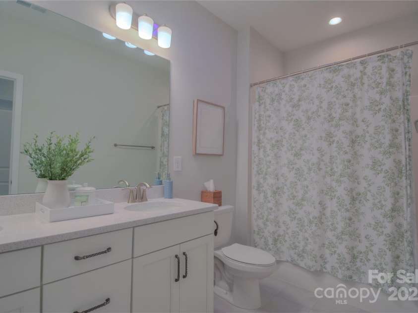 15216 Shallow Ridge Road, Charlotte, NC 28278.  MLS# CAR4264476, YatesRealty ID 16366. 